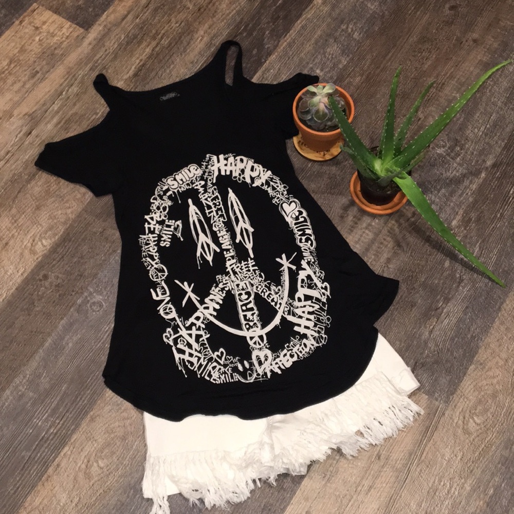 🌸Lauren Moshi Cold Shoulder Top🌸